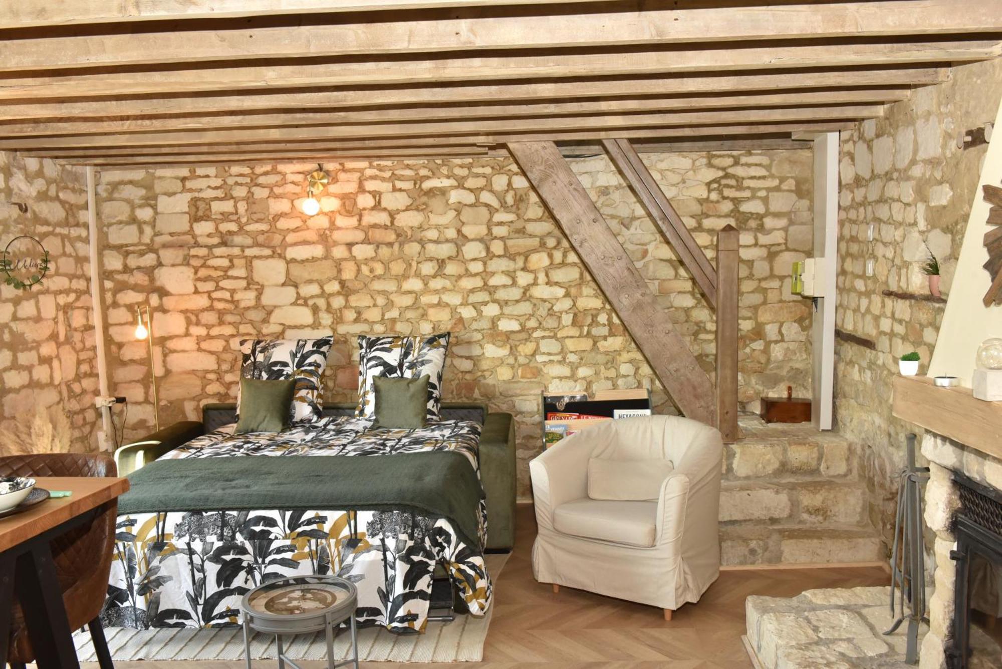 Maisonnette Du Bonheur - Vue Campagne - Baignoire Balneo 32 Jets - Lits Queen Size Vadencourt  Exteriér fotografie